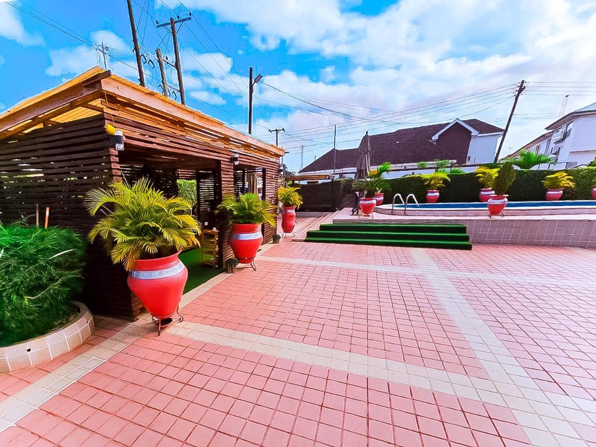 Ibranad Apartments Accra Esterno foto