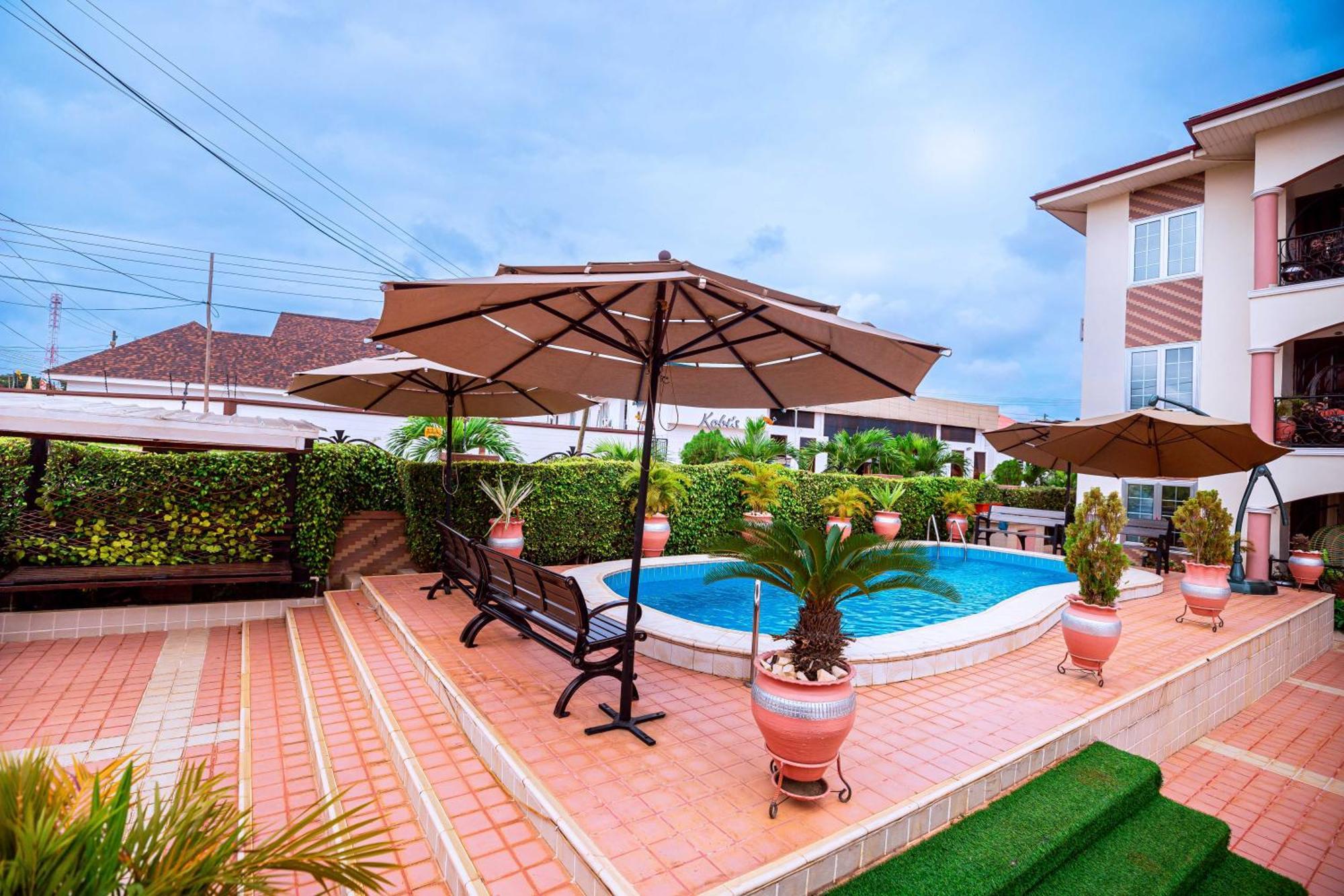 Ibranad Apartments Accra Esterno foto