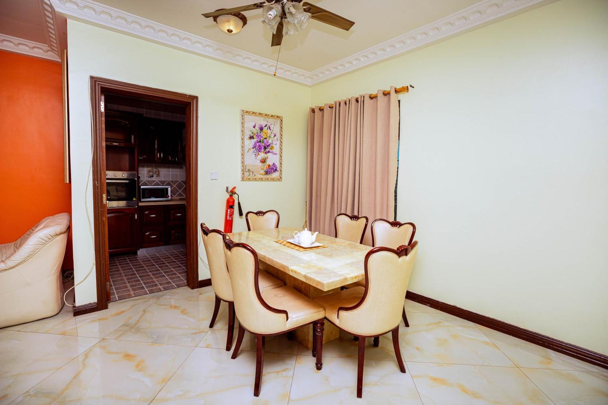 Ibranad Apartments Accra Esterno foto