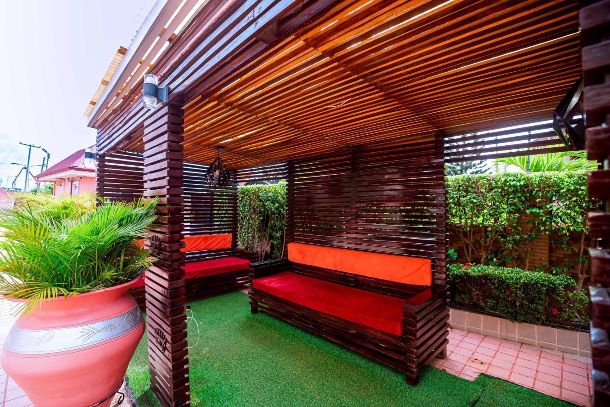 Ibranad Apartments Accra Esterno foto